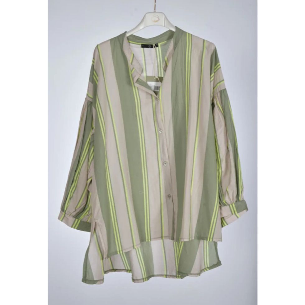 Camisa over rayas
